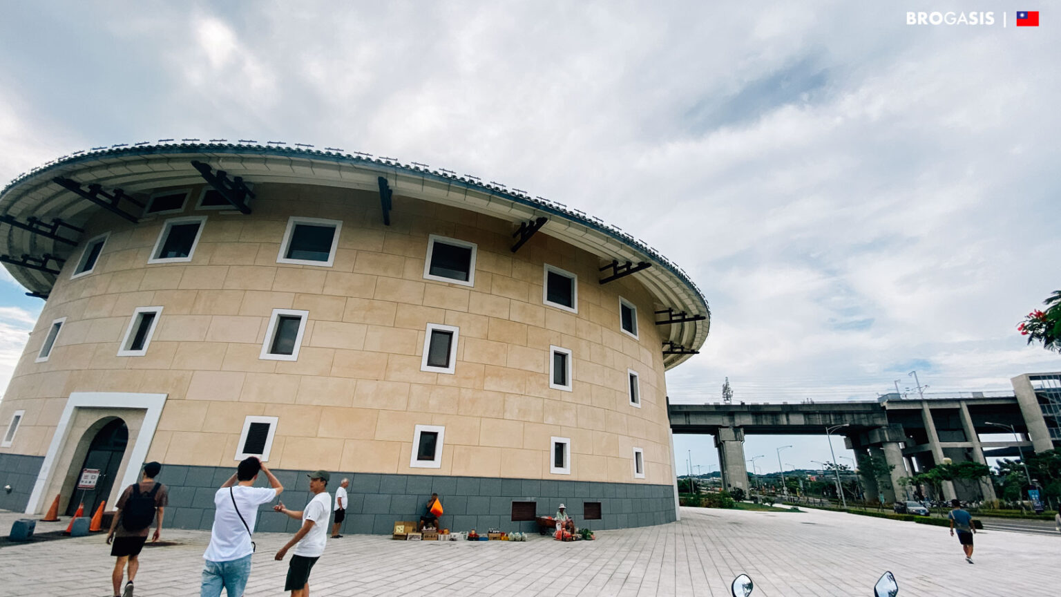 Miaoli Hakka Round House เหมียวลี่ ไต้หวัน BROGASIS